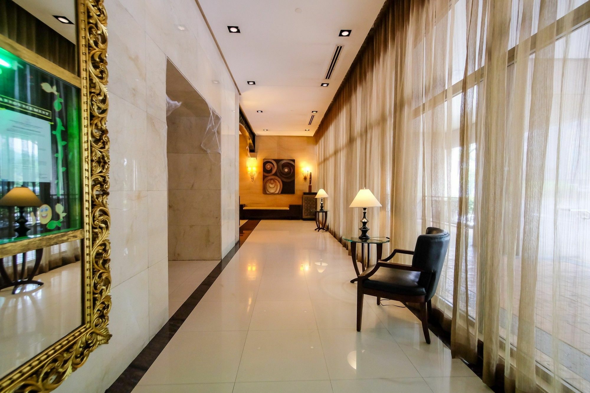 Zen Home Forbeswood Parklane Bgc Taguig Exterior foto